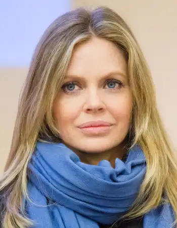 Kristin Bauer